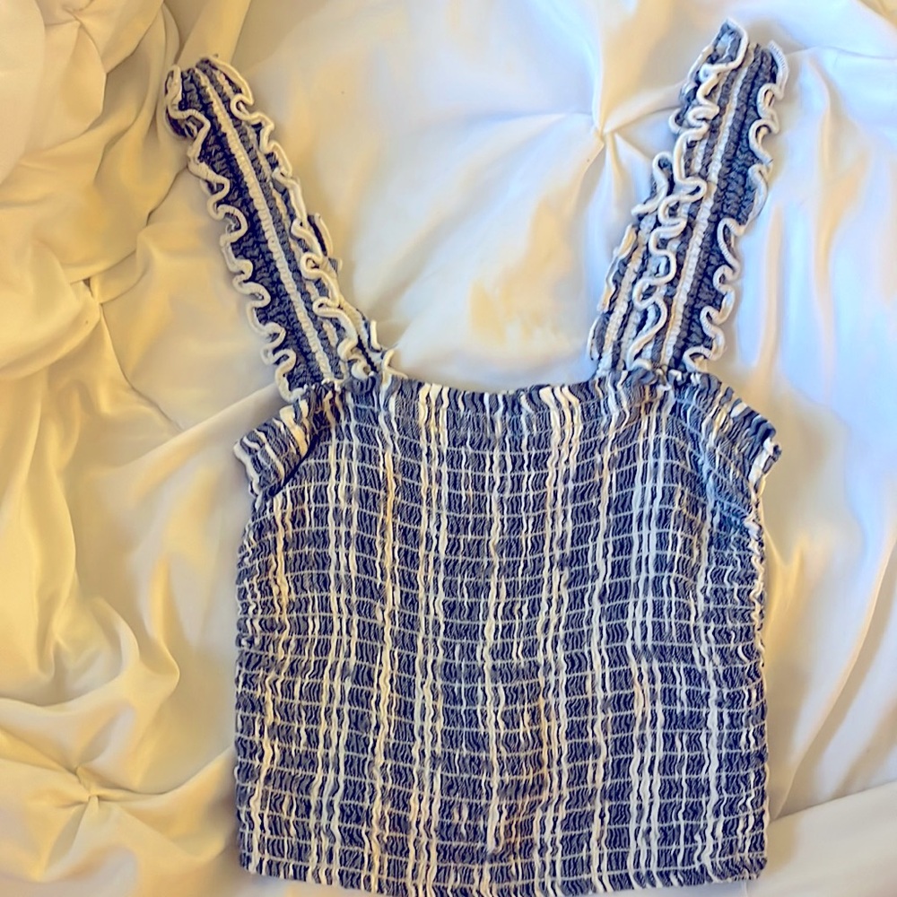 Hollister xs blue and white crop top